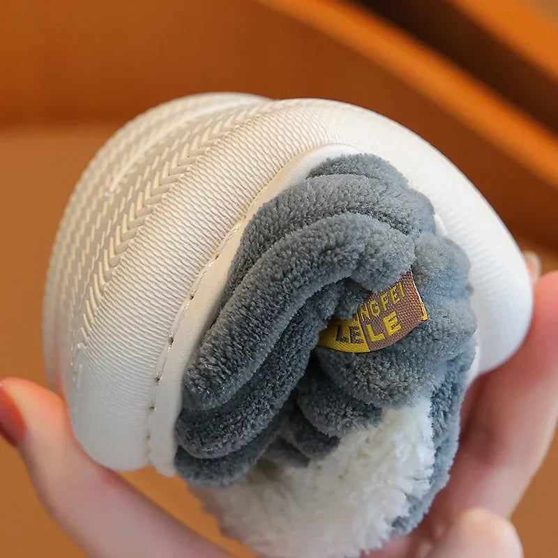 Pantoufles/Chaussons d'Hiver Enfant - CuddleStripe